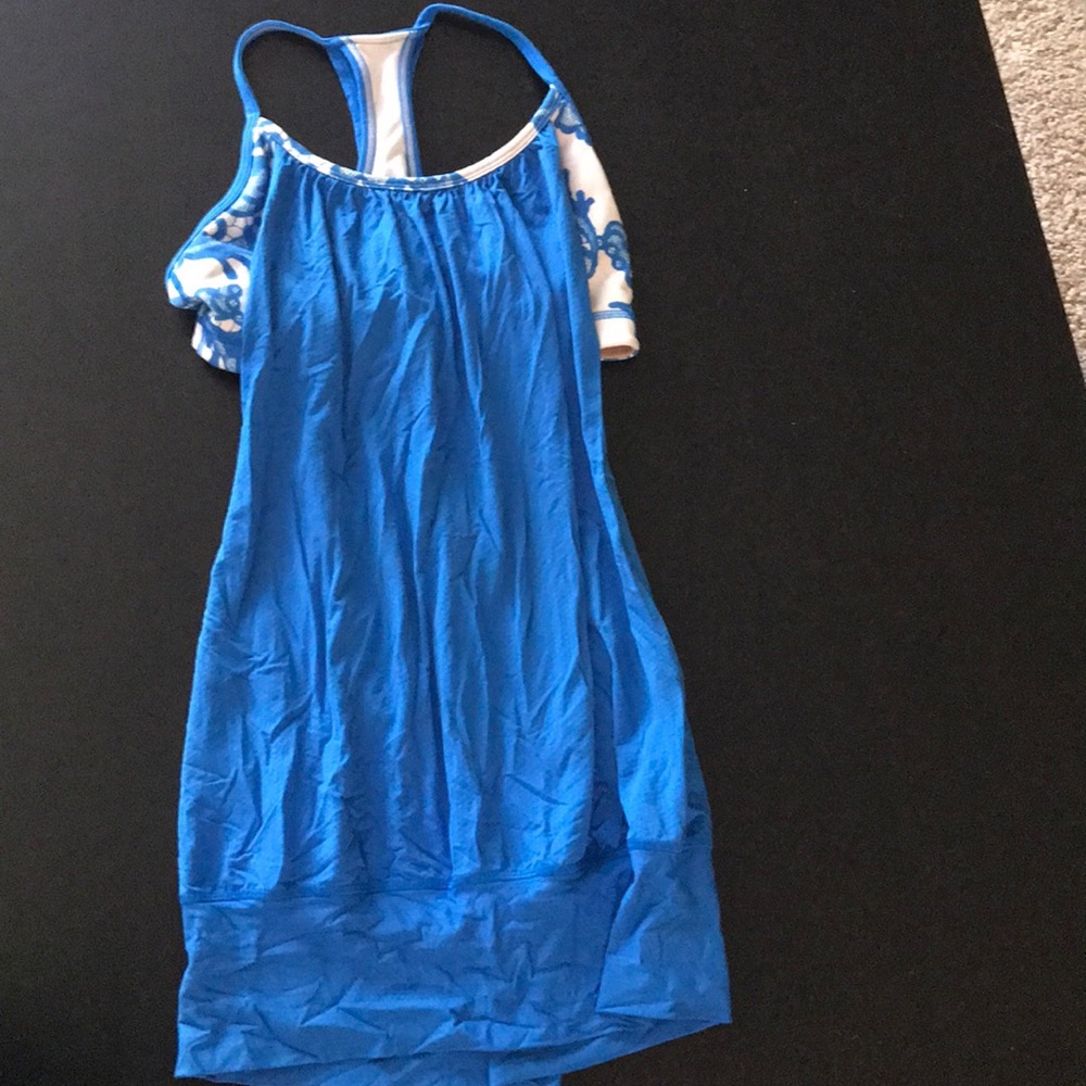 Blue and white Lululemon top
